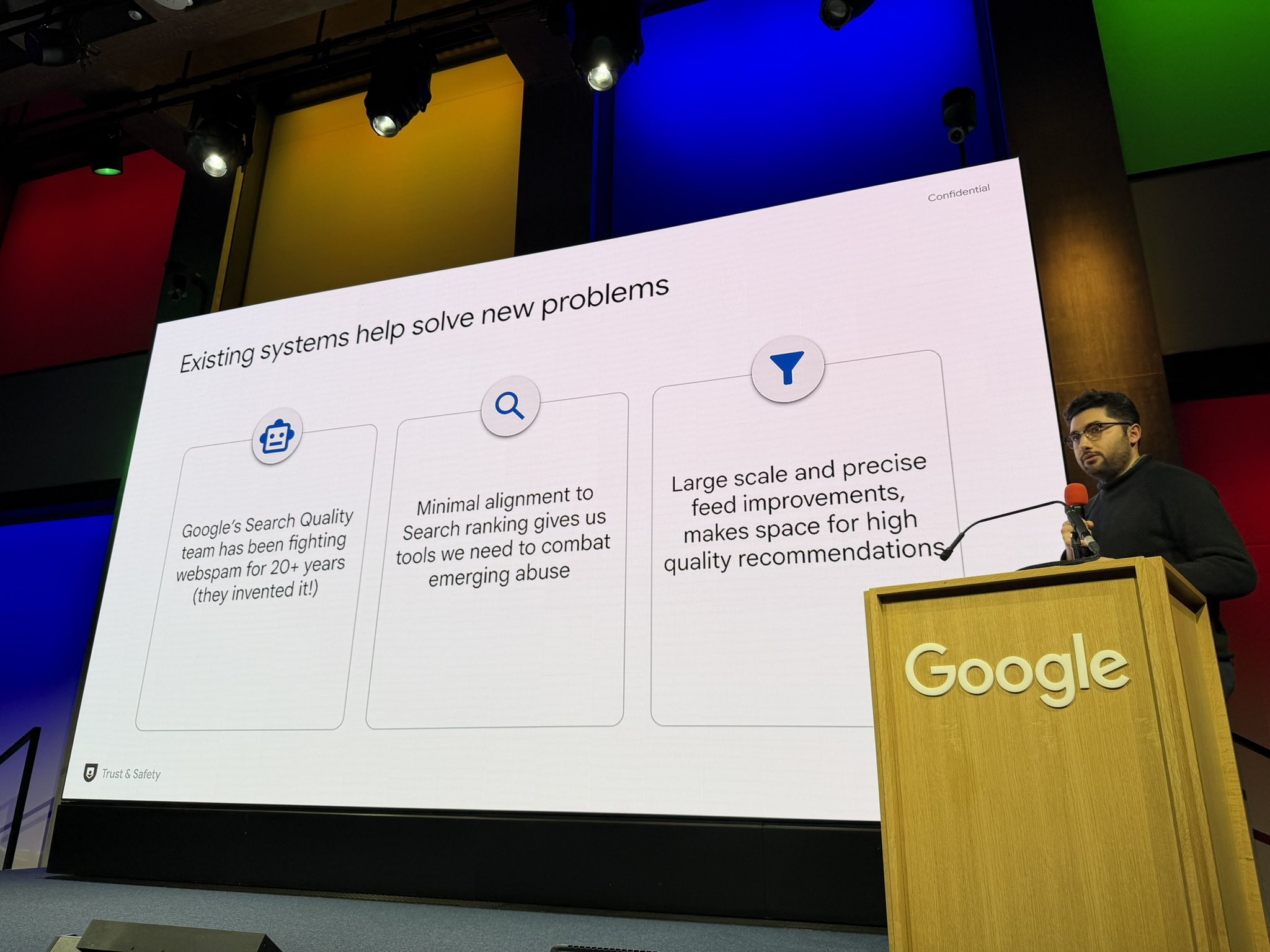 Google Discover Min Align Search Ranking 1765300514